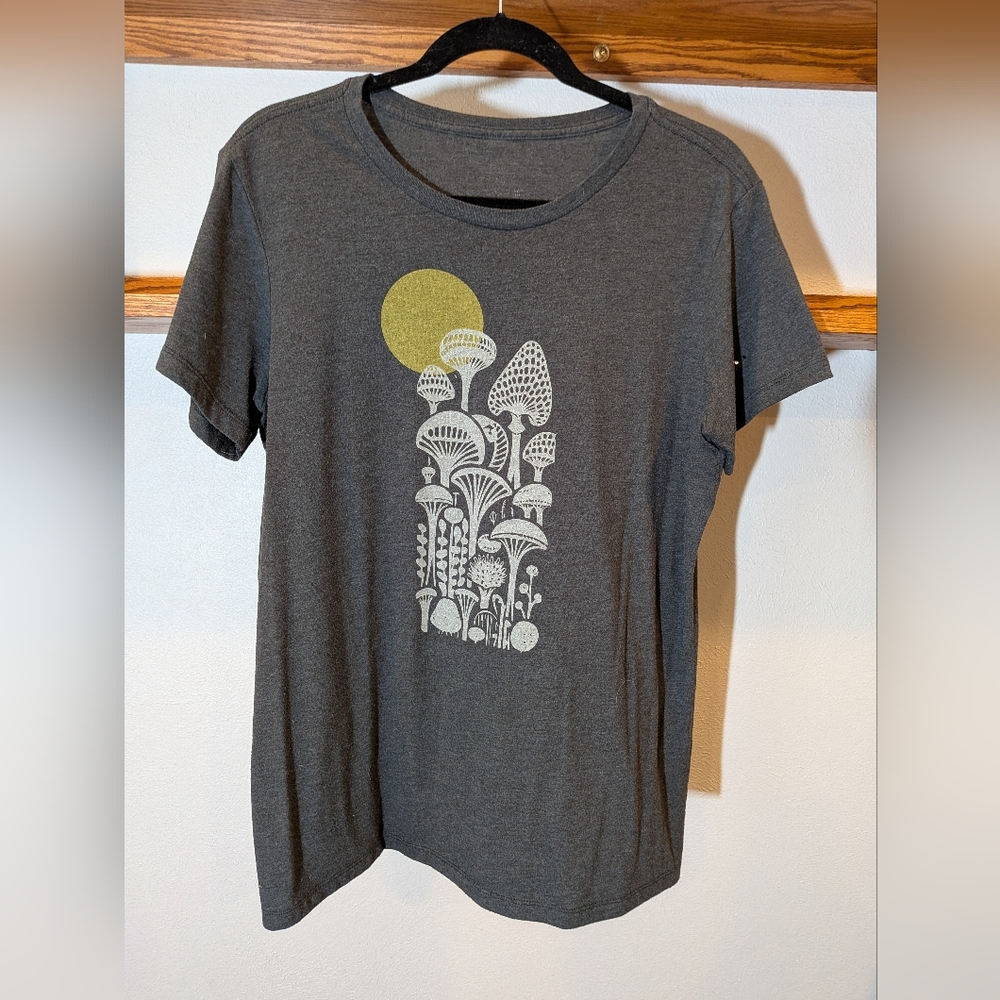 Charcoal Grey Mushroom Tee 🍄